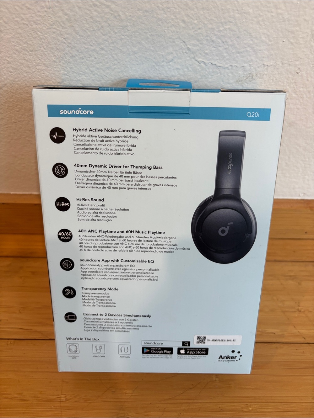New in Box Soundcore by Anker Q20i wireless noise cancelling headphones - Picture 8 of 9